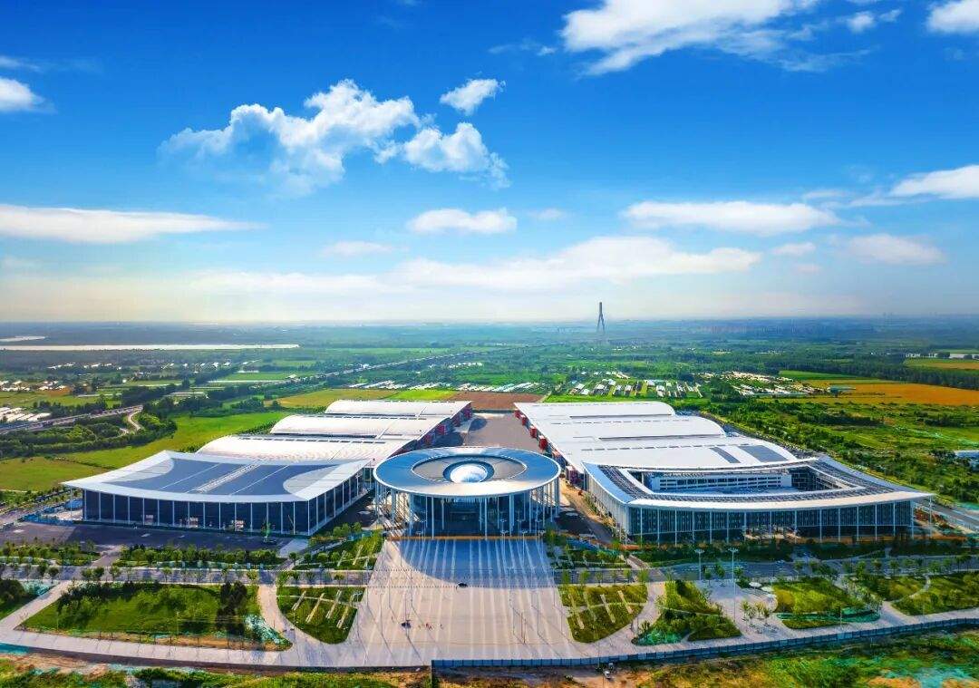 今天，2026中国顶尖舞者成长计划全国训练营、群舞作品展演在济南起步区启幕