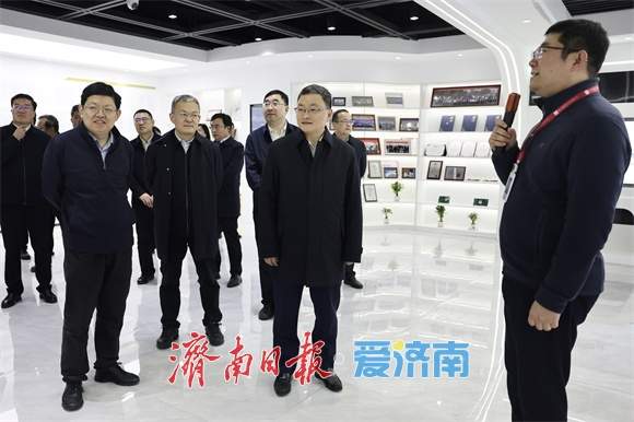 创新创业工作现场推进会议召开 于海田主持并讲话