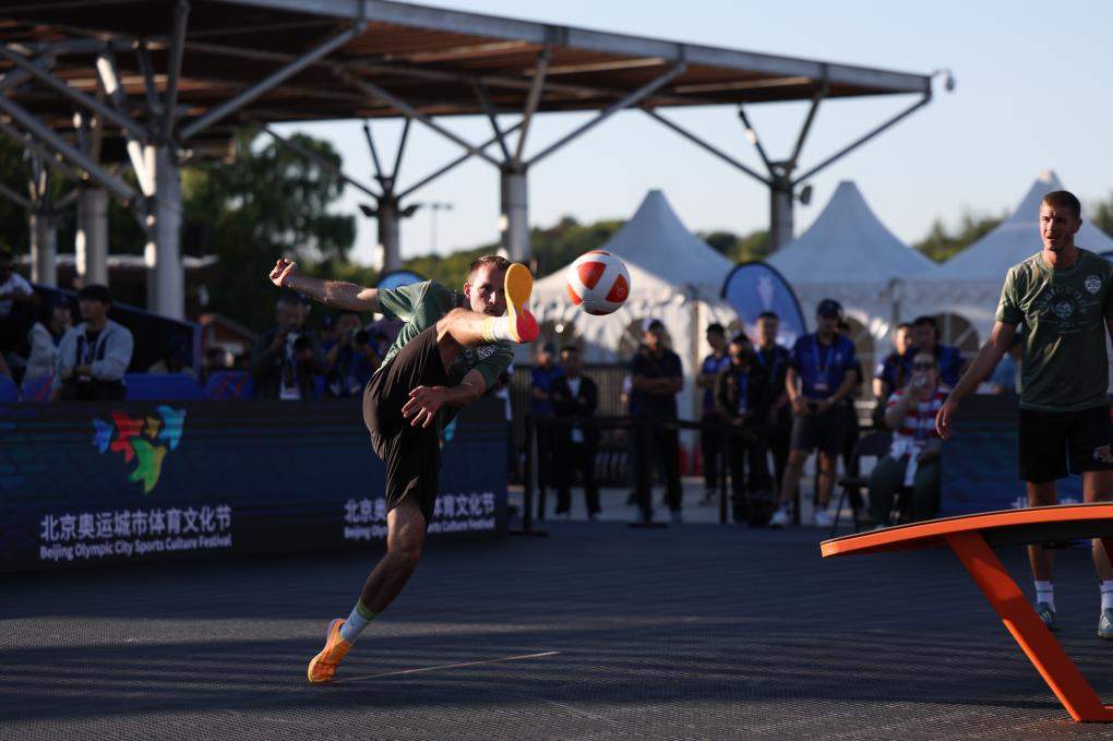 “潮”玩亚沙：那些小众又“上头”的沙滩运动