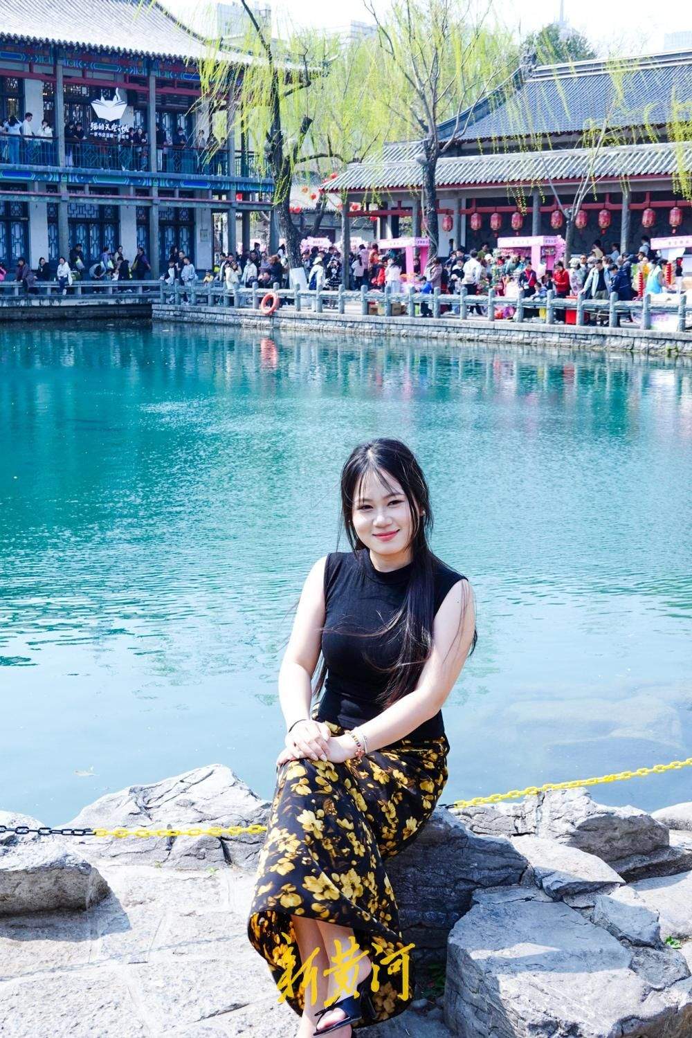 19℃+气温恍如夏，短袖与羽绒服同行