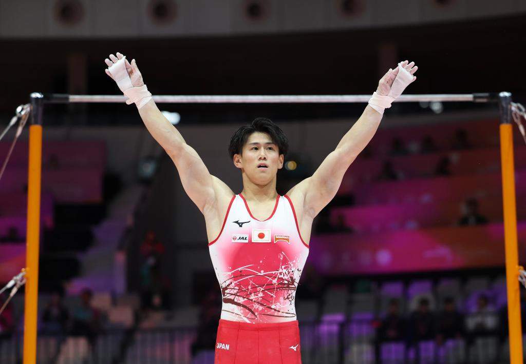 体操世锦赛|桥本大辉实现男子全能“三连冠”