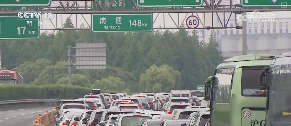 交通部门采取精细化服务 疏堵保畅确保旅客“五一”假期出行安全