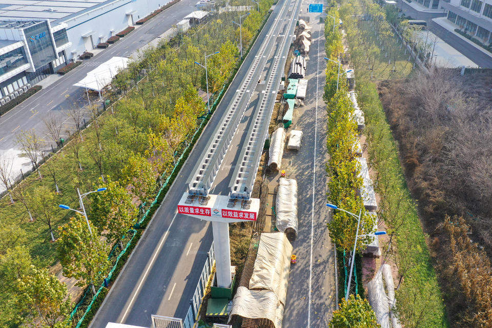 航拍济南高新区云巴建设进展，预计2025年底前通车