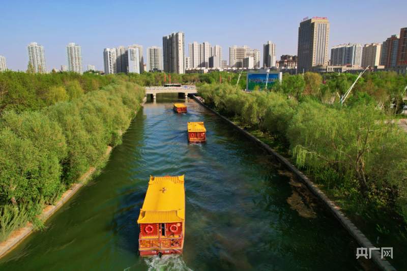 天山脚下“文旅盛宴”多元业态点燃假日经济引擎