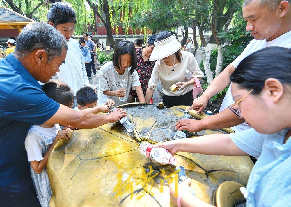 一年四季 泉在济南丨茶香氤氲处 岁月静好时，济南邀您赏泉品茗