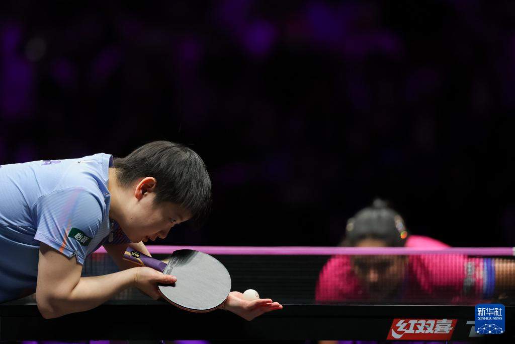 乒乓球——WTT重庆冠军赛：孙颖莎晋级女单八强