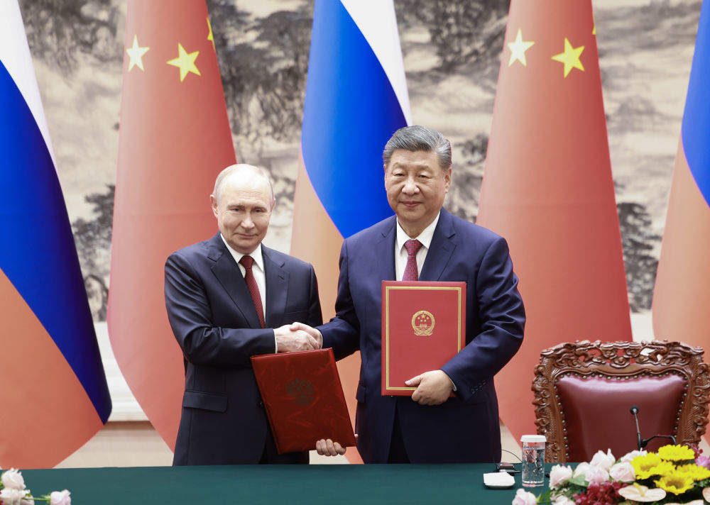 习近平同俄罗斯总统普京会谈