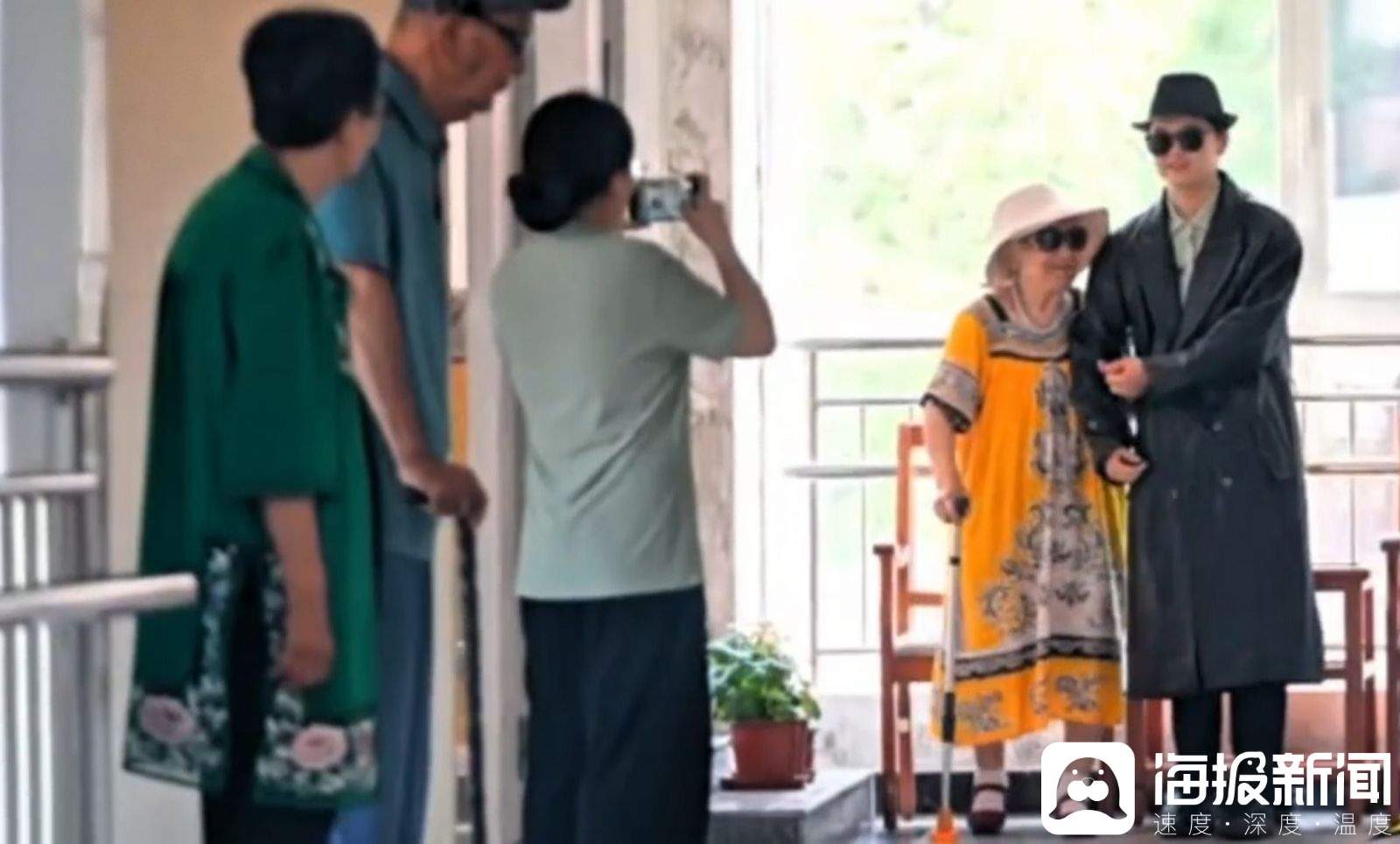 “00后”带百位老人勇闯短视频赛道,把养老院过成“连续剧”