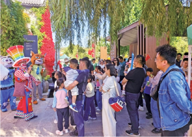 融媒先锋丨荒山覆绿，穷村生金——深山里长出“天上的街市”