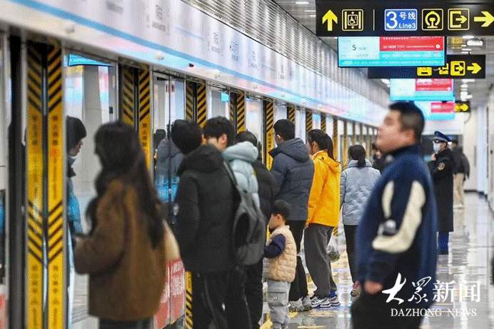 “数说”济南地铁新线：日客流近百万，轨道上的泉城迎来发展新机