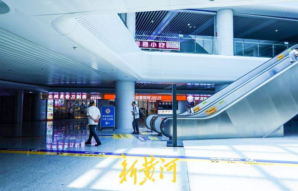 济南东站商业配套加速完善，形成小型TOD商圈