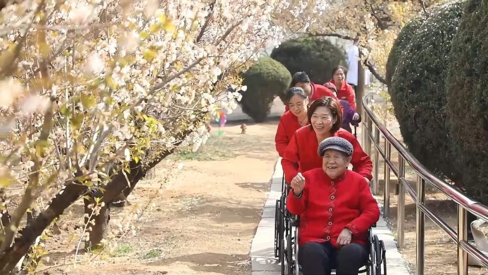 山东：“长护险”筑牢全民医养保障网