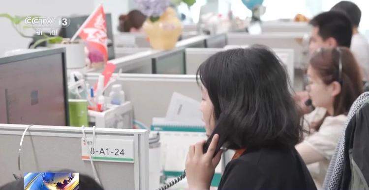 中国景区“长”满外国人！中国“City Walk”走起