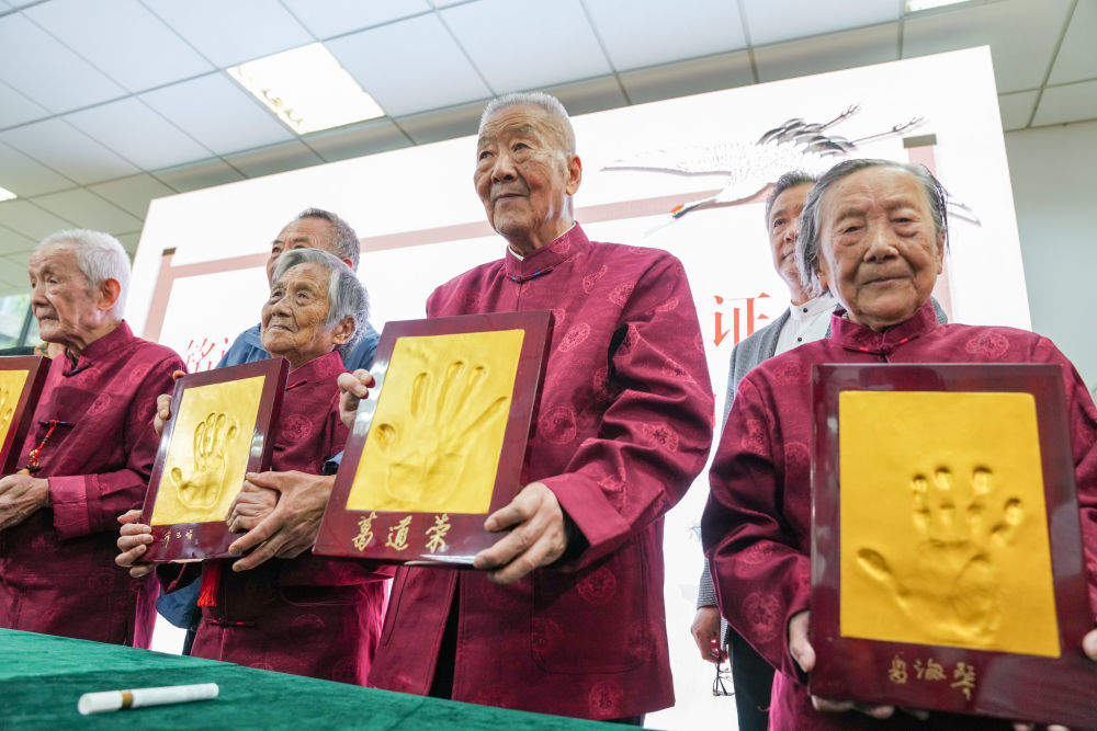 金秋里，听历史的声息拂过耳畔