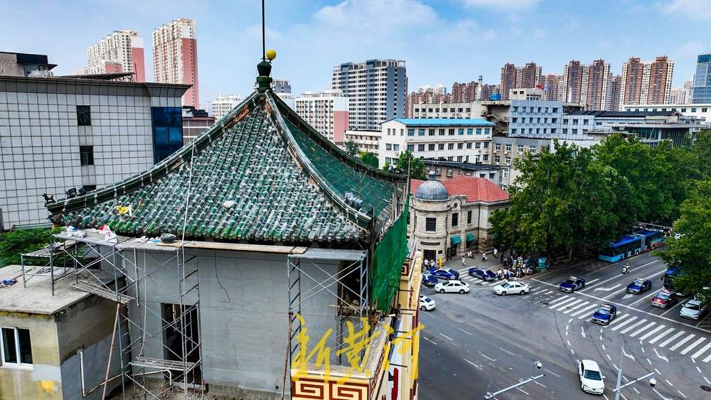 济南老商埠70多岁的老宾馆重新修缮