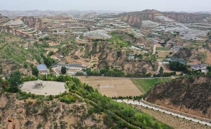 “两山”理念改变中国引领时代