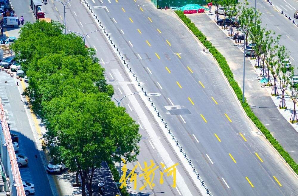 济南经一路地铁施工段道路恢复初见成效 双向六车道初具规模
