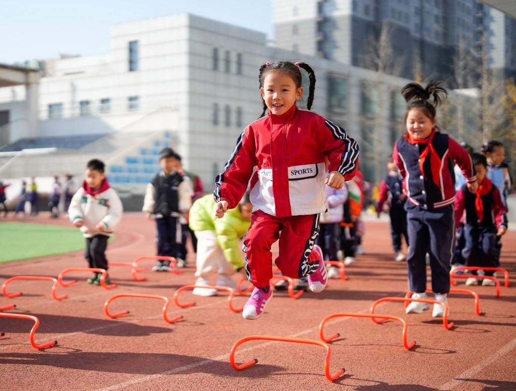 从地方两会看高质量教育体系建设