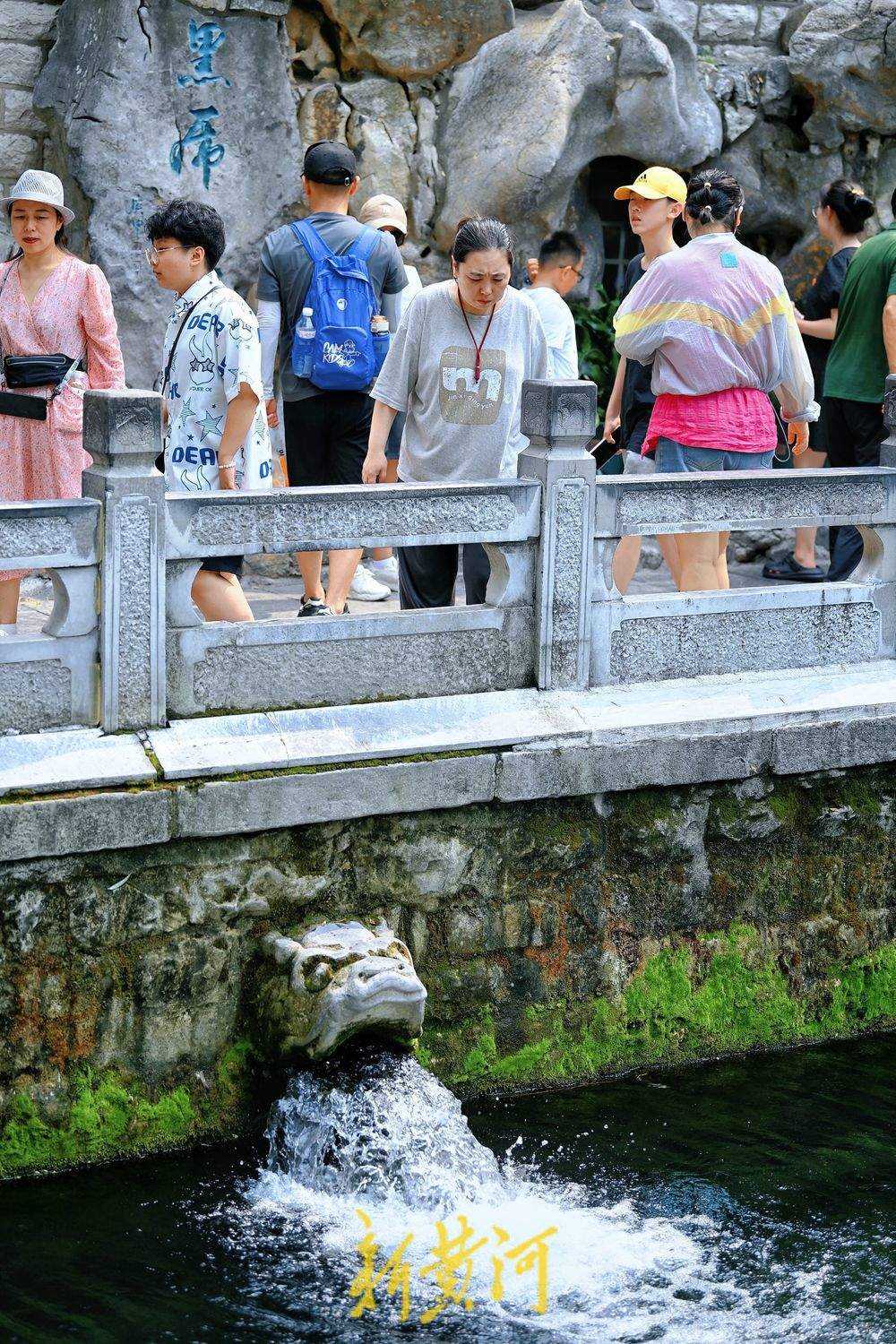 一年四季 泉在济南｜虎啸龙吟 雨后的黑虎泉欢畅喷涌劲头足