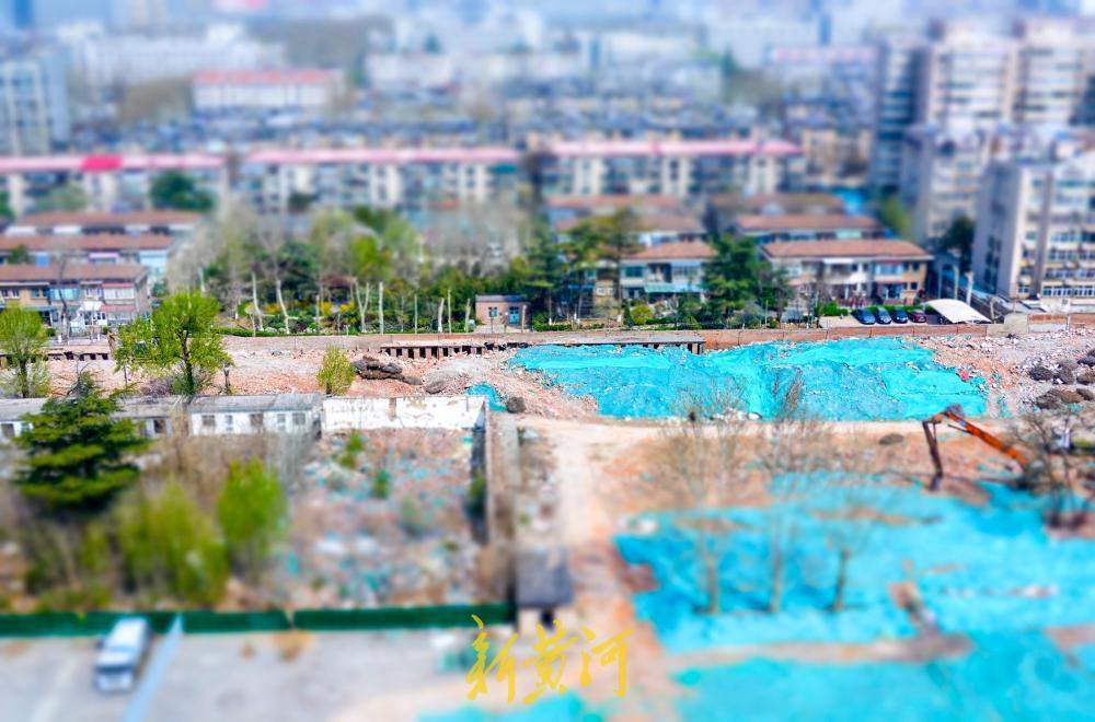 项目强省会|济南东郊饭店片区改造拆除进尾声 最后一座老楼退出历史舞台