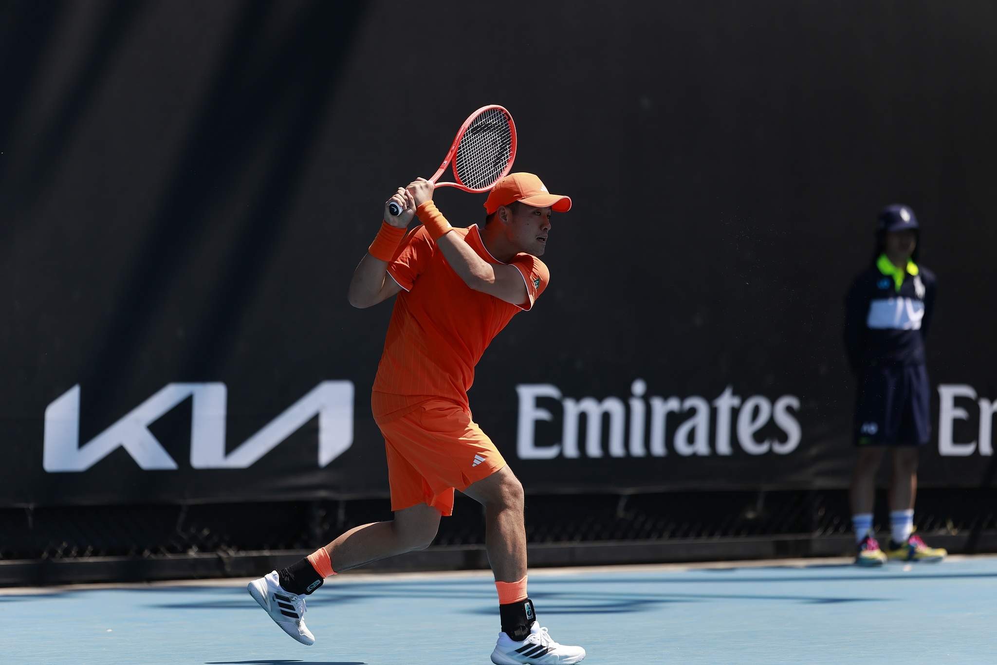 吴易昺3比1战胜纳尔迪 晋级澳网次轮