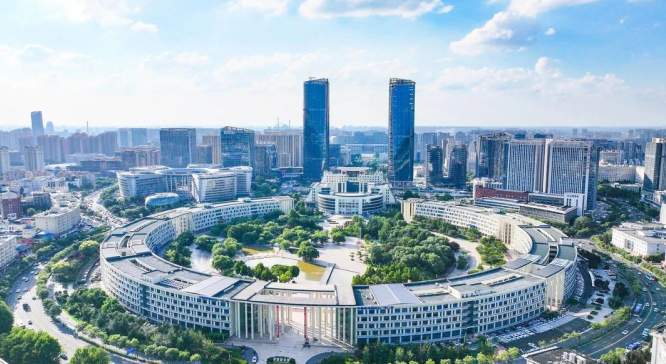 “济南籍”机器人上岗记