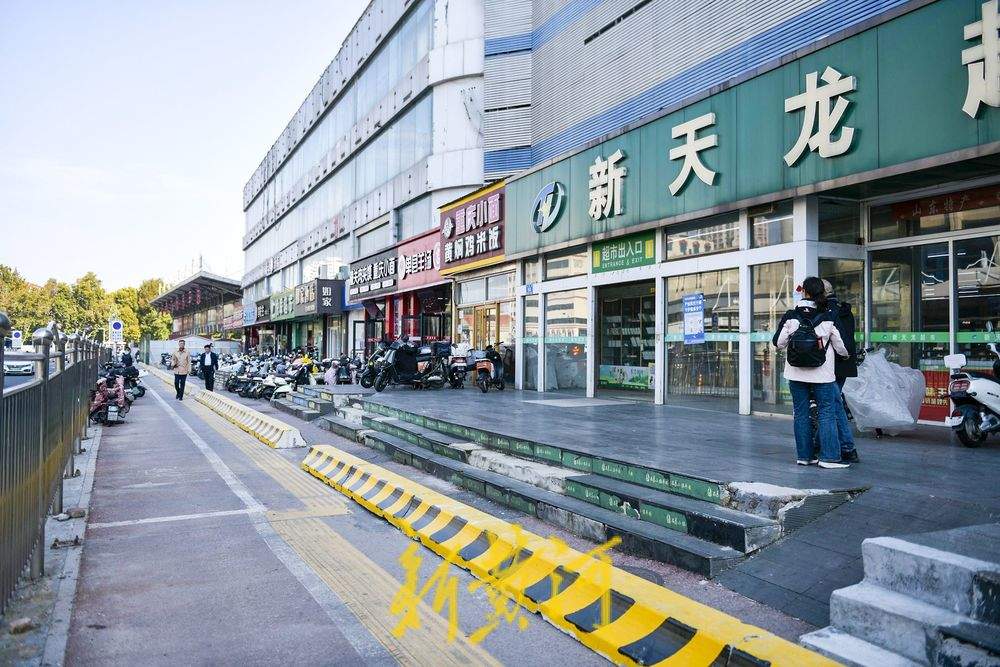 济南火车站南广场周边区域冻结,明珠小学提前全部搬离