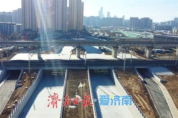 济南奥体西路北延南段打通“瓶颈”，与“老路”无缝连接