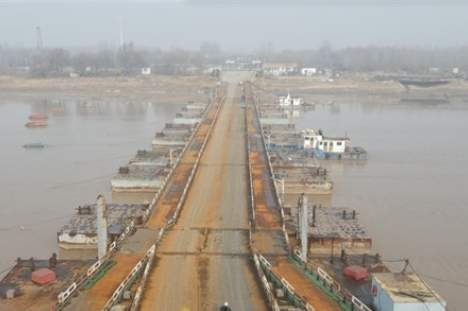泺口浮桥今天上午恢复通行