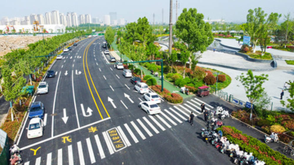 全市服务业增加值力争达到1.2万亿元以上，济南锚定五年目标全面跃升服务业发展能级