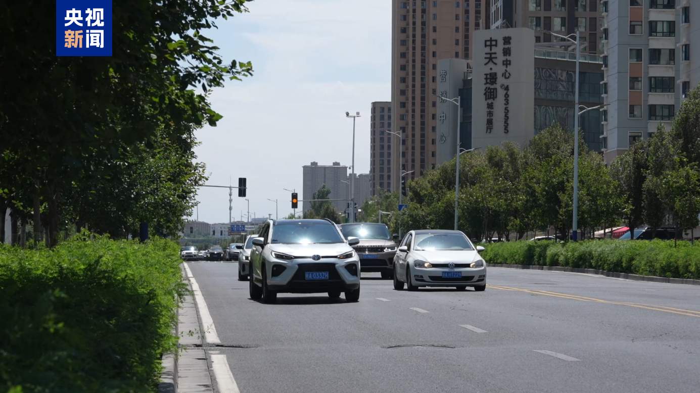 新疆升级发布高温红色预警 启动重大气象灾害Ⅳ级应急响应