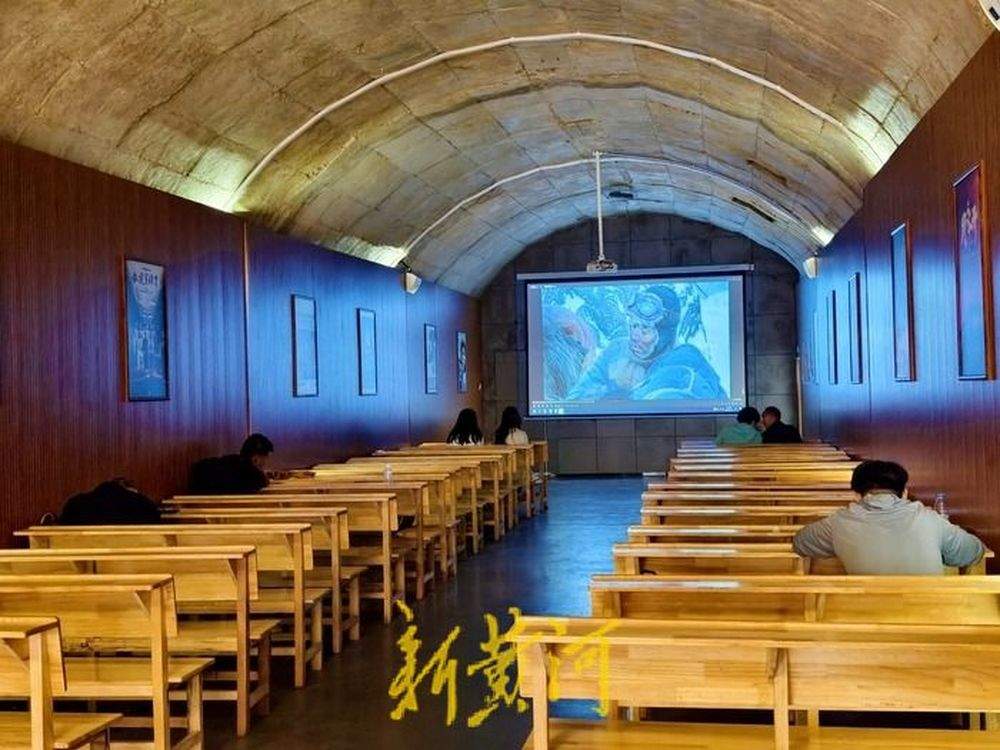 夏日炎炎，来“洞”里坐坐!