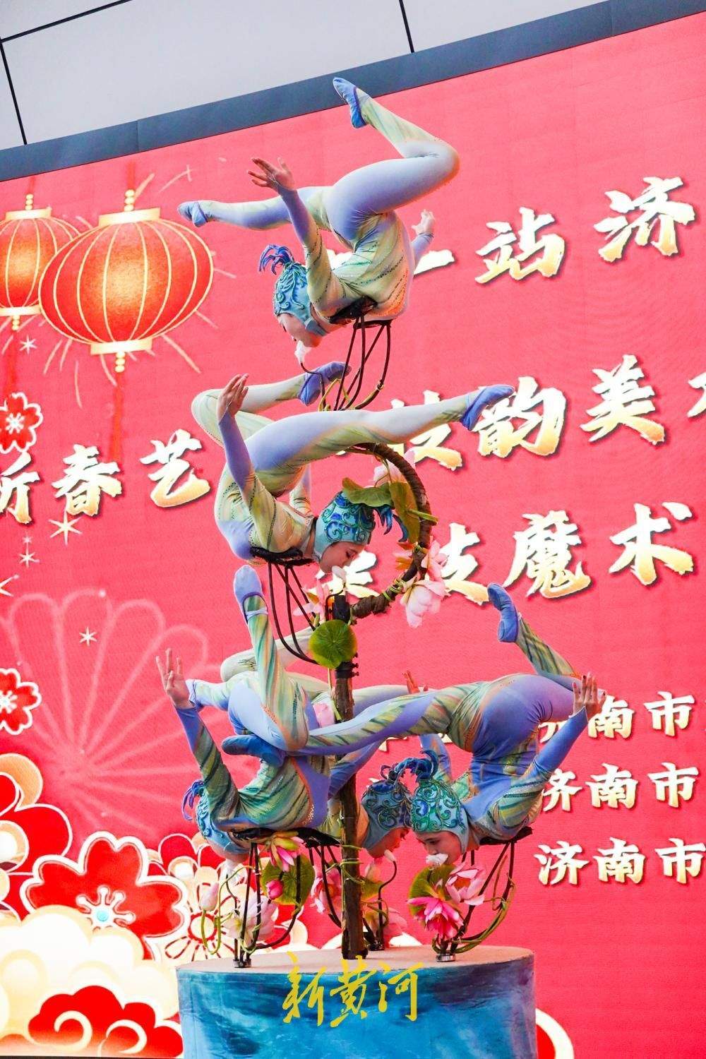 新春展演跨界合作，济南美术馆里秀杂技