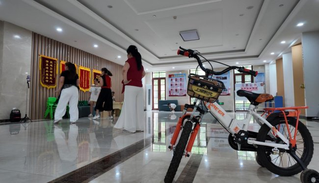 融媒·见证丨随迁老人口中，“你们这里”成了“咱们社区”：“异乡客”变“当家人”