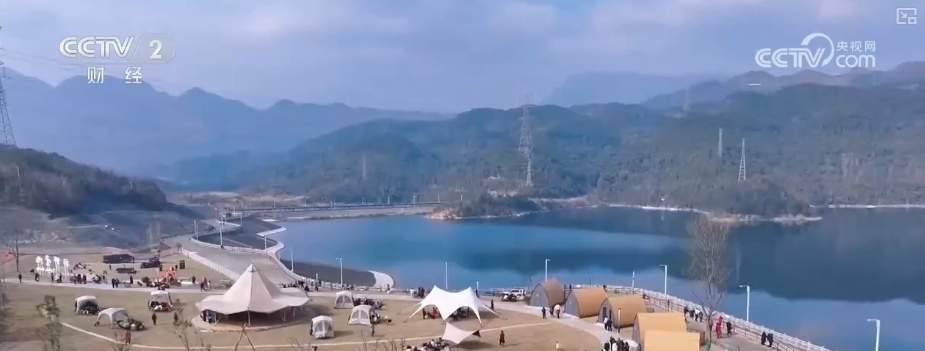 跨界融合“新风景”出圈 “五一旅游景点”搜索量暴涨