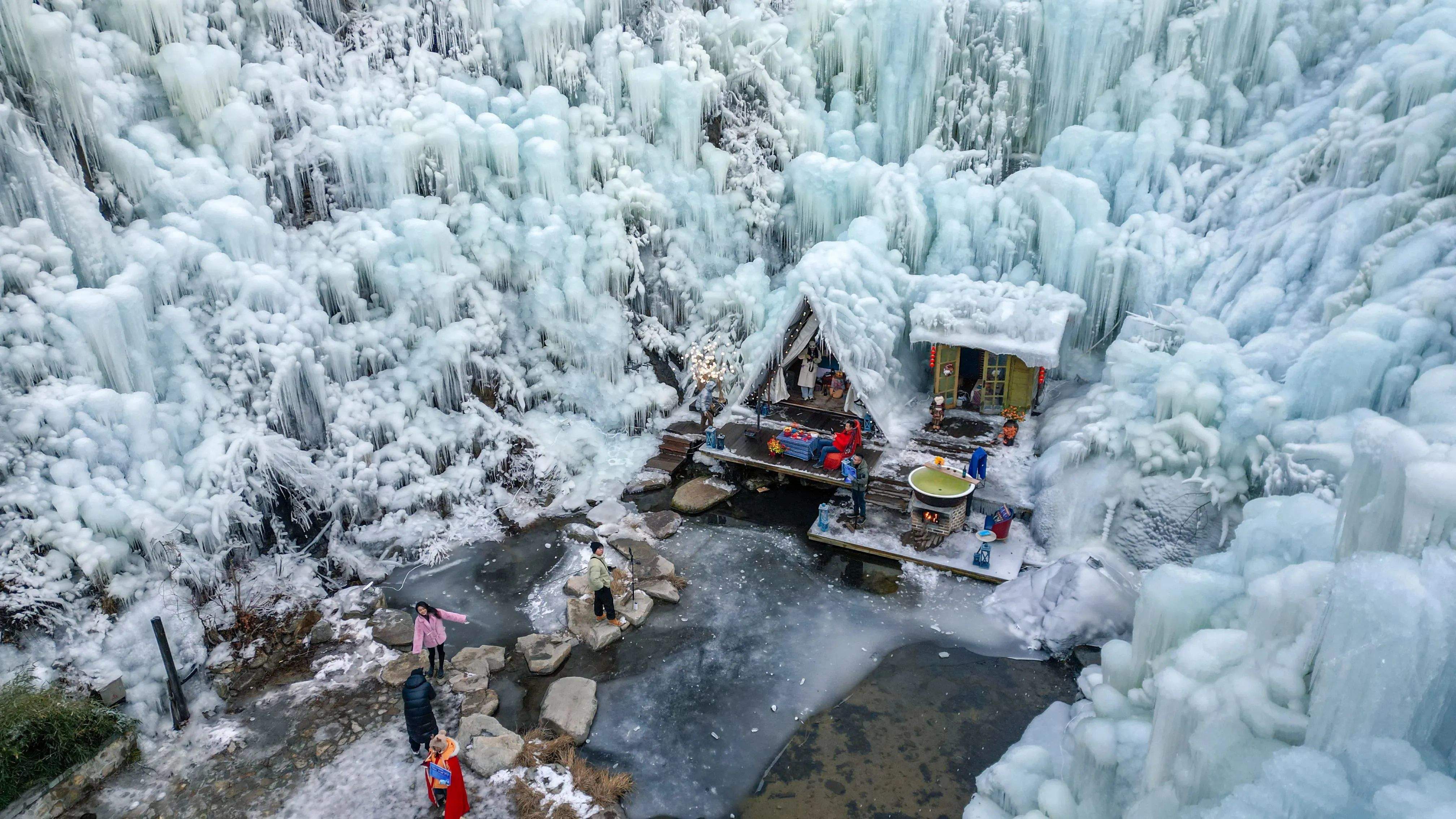 济南的冬天“燃”起来