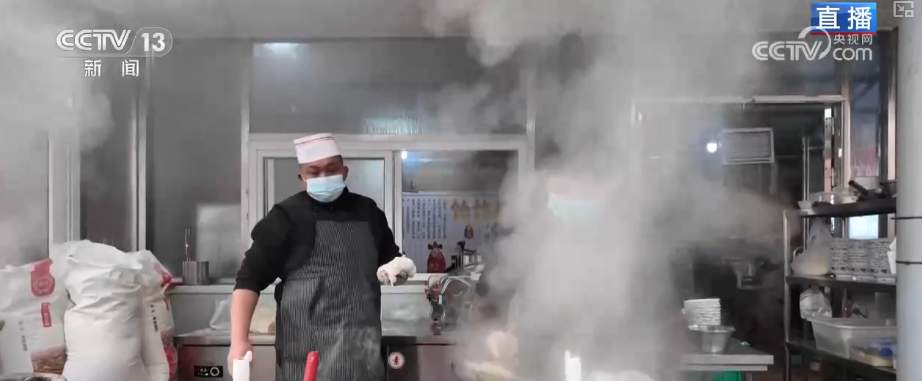 “菜篮子”“果盘子”量足价稳物丰 添彩火热“年经济”