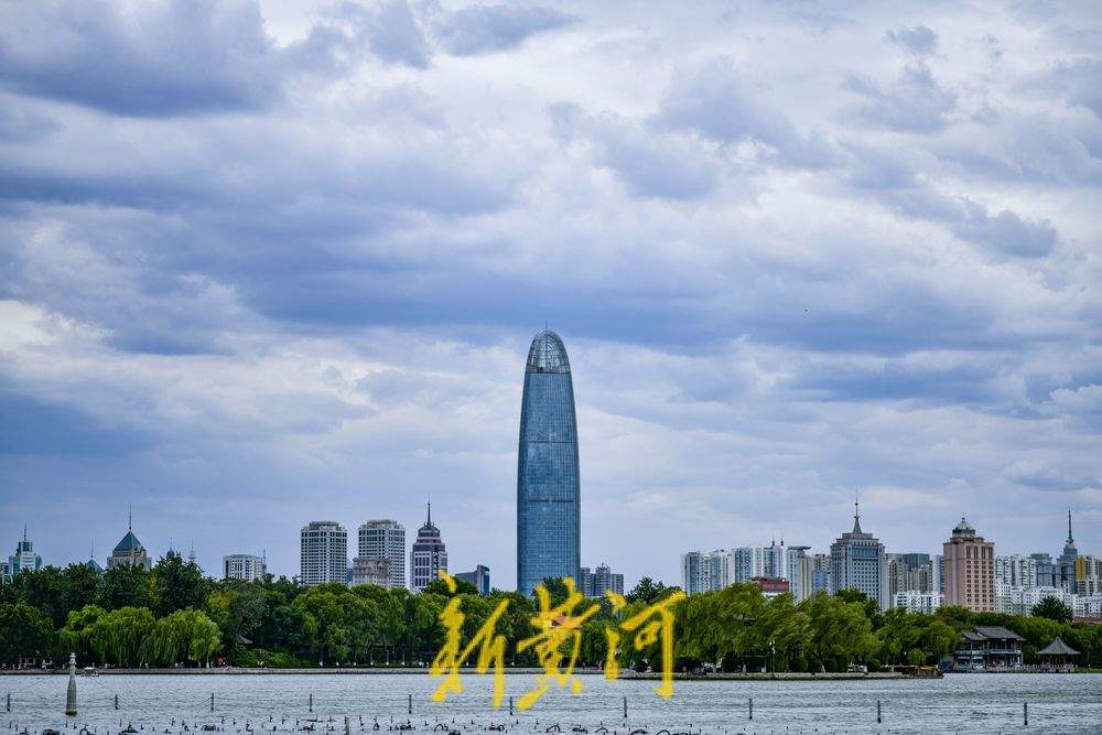 一年四季 泉在济南｜云层瞬息万变 济南夏日凉爽伴云来