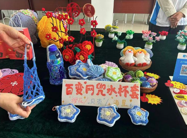 拿起了钩针，就成了最接地气的传承者