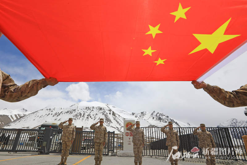 永不熄灭的“精神航灯”——记红其拉甫气象导航站