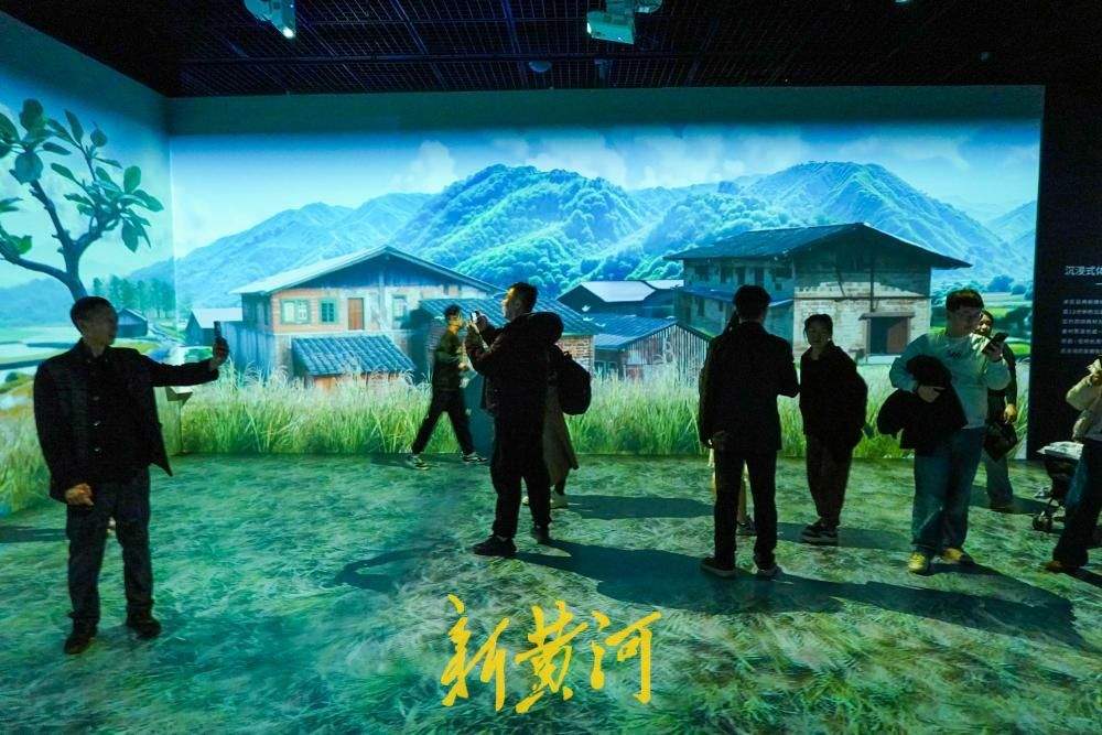 山东博物馆人气高涨，光影沉浸式展区成热点