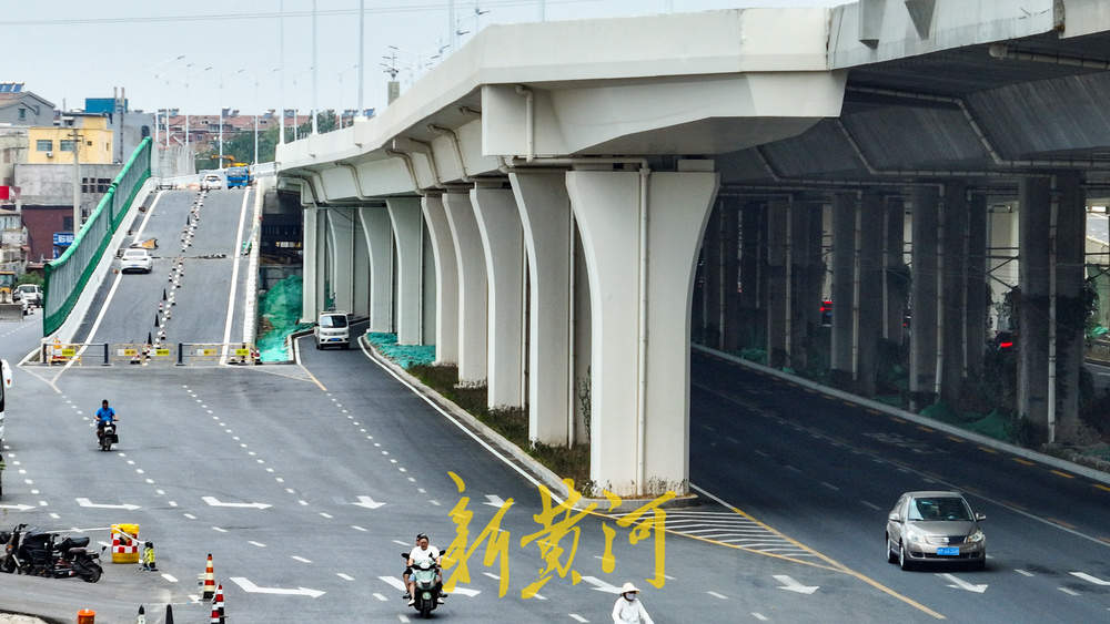 济南黄河公路大桥扩建工程 左集散道桥实现主体桥梁贯通