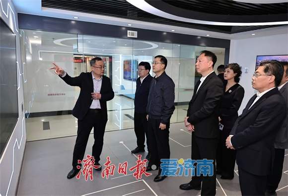 刘强调研文化产业时强调：激发文化创新创造活力 为强省会建设提供有力支撑