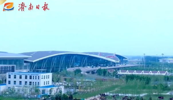 比高铁还便宜？机票价格跳水 错峰消费升温