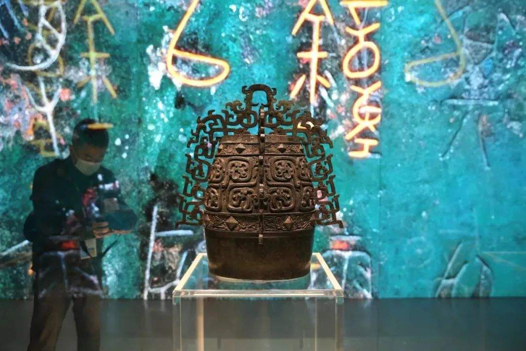 机场扩建，发现几千座古墓！思路打开……网友：高低得去一趟