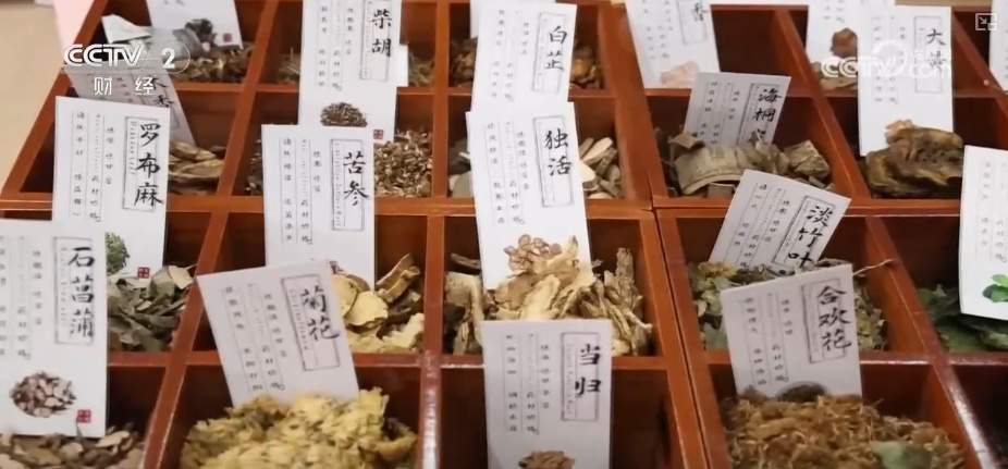 国潮风劲吹赋能“端午经济” 传统民俗激活消费新引擎