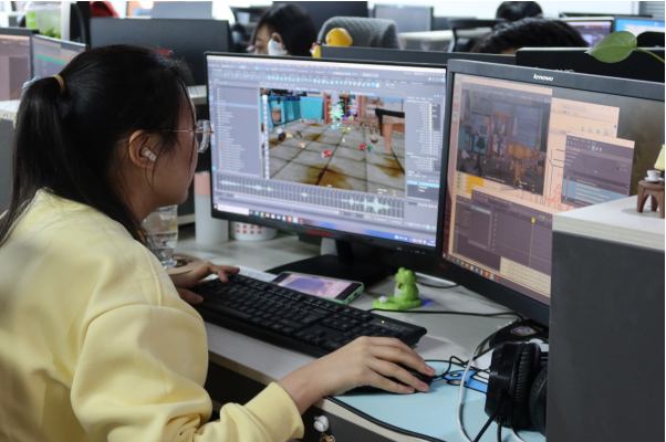 融媒·先锋｜“阳光雨露”滋润的创新谷，数百家企业长得“枝繁叶茂”——“谷”间晨曦