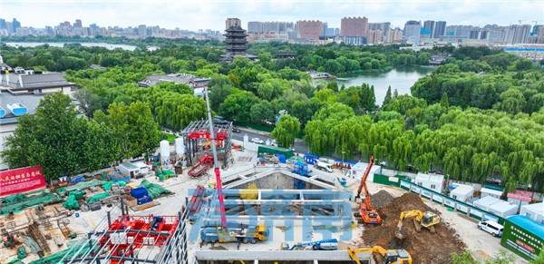 项目强省会｜济南大明湖畔地铁站新进展 地下车站主体“揭面纱”