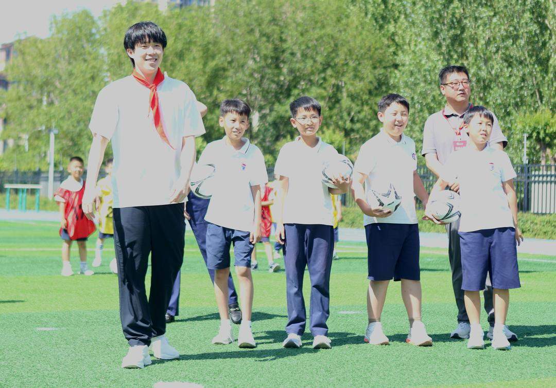 让体育成为一种生活方式——山东省全民健身日活动丰富多彩