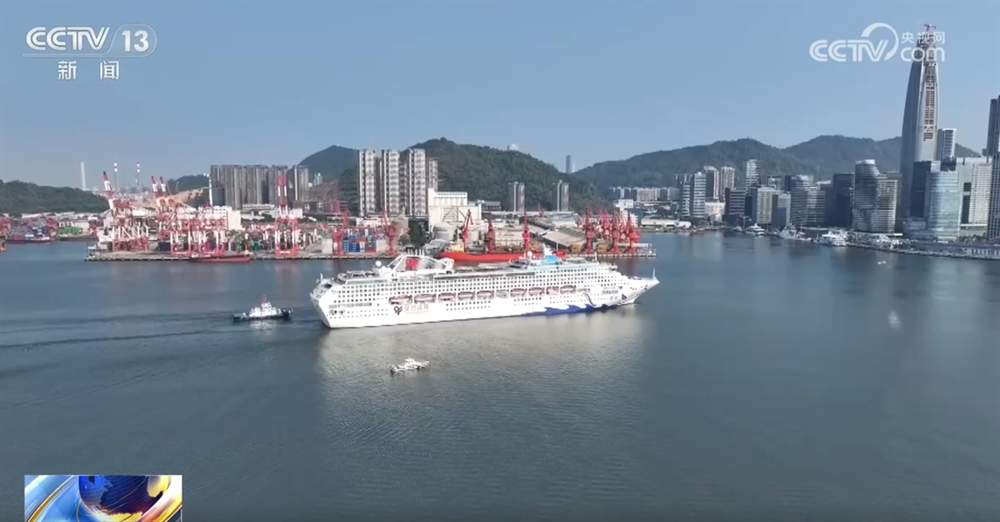 假期首日全社会跨区域人员流动量超2.43亿人次 交通部门“多点发力”保障出行